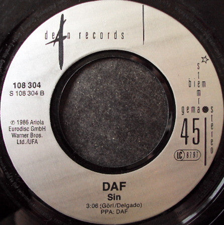 DAF* : Voulez Vous Coucher Avec Moi Ce Soir (7", Single)