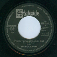The Beach Boys : Don't Go Near The Water (7", Single)