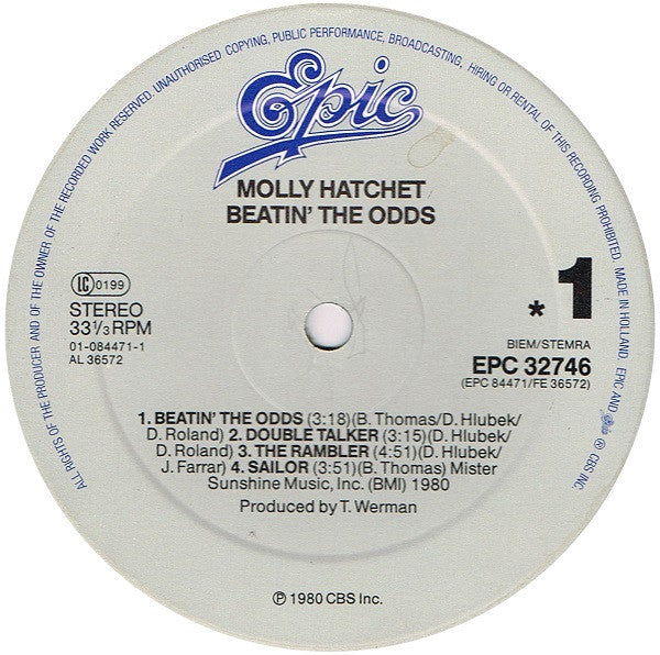 Molly Hatchet : Beatin' The Odds (LP, Album, RE)