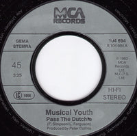 Musical Youth : Pass The Dutchie (7", Single)