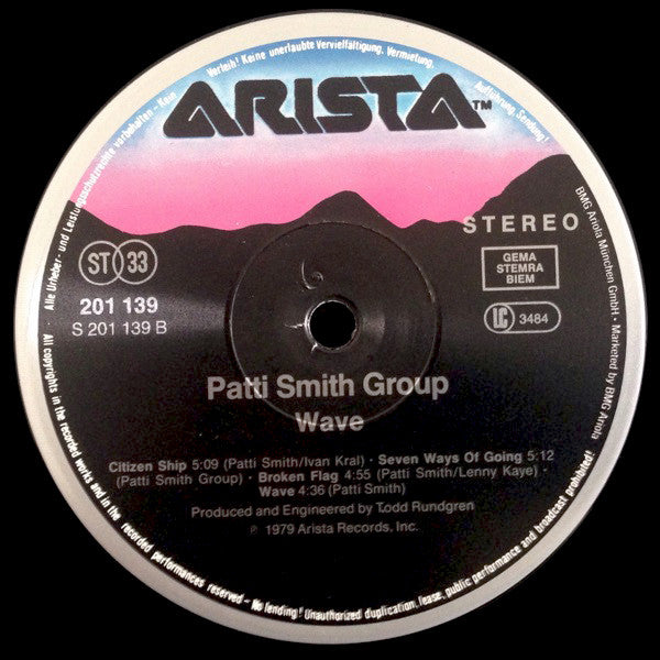 Patti Smith Group : Wave (LP, Album, RE)