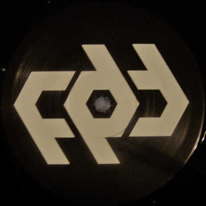 Paranoid (3) : Strain (LP, Album)