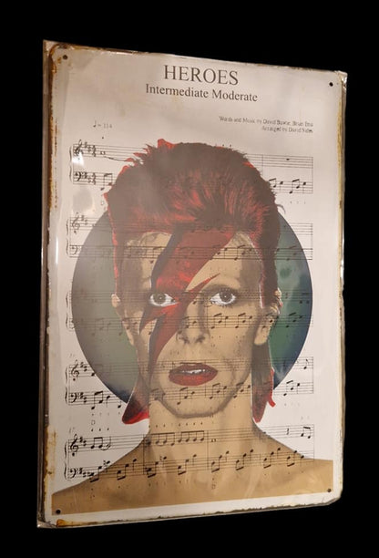 David Bowie - Heroes - Lyrics - Concert