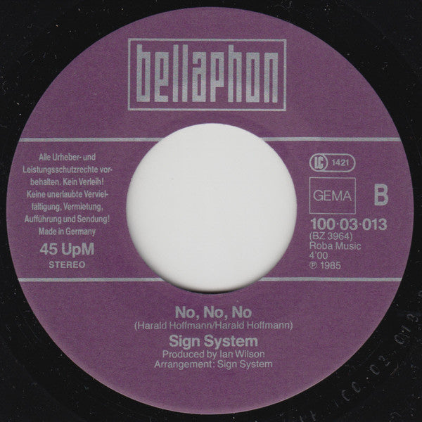 Sign System : Man On The Run (7")