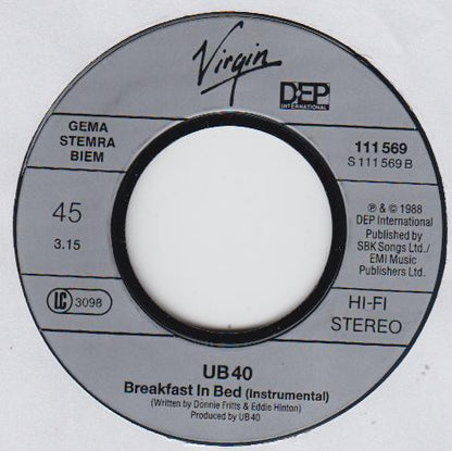 UB40 with Chrissie Hynde : Breakfast In Bed (7", Single)