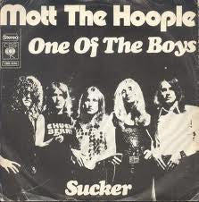 Mott The Hoople : One Of The Boys / Sucker (7", Single)