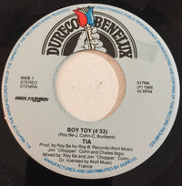 Tia : Boy Toy (7")
