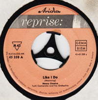 Nancy Sinatra : Think Of Me / Like I Do (7", Single)