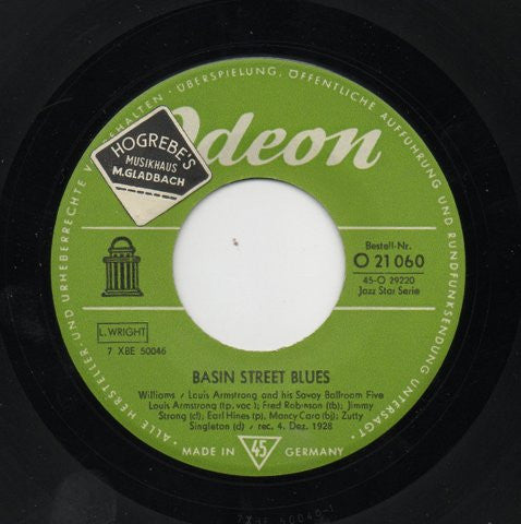 Louis Armstrong : St Louis Blues / Basin Street Blues (7", Single)