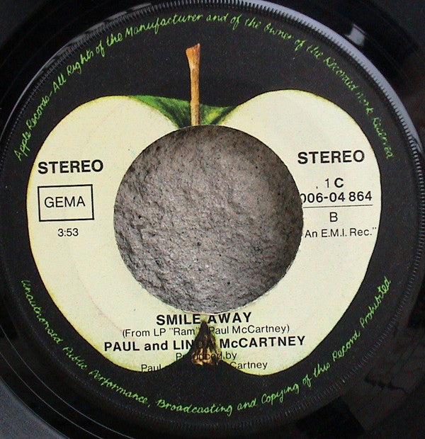 Paul And Linda McCartney* : Eat At Home / Smile Away (7", Single)