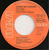 The Tokens : The Lion Sleeps Tonight / B Wa Nina (7", Single)