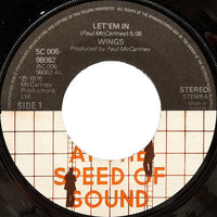 Wings (2) : Let 'Em In (7", Single)