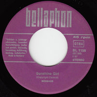 Message (3) : Sunshine Girl (7", Single)