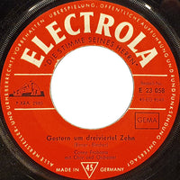 Conny Froboess : Gestern Um Dreiviertel Zehn / Es Muss Nicht Dies Sein (7", Single)