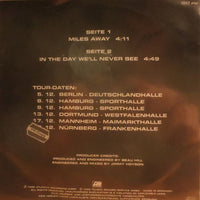 Winger : Miles Away / In The Day We'll Never See (7", Single, Promo)