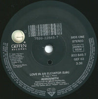 Aerosmith : Love In An Elevator (7", Single, Sma)