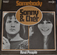 Sonny & Cher : Somebody (7")