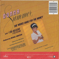 Donna Summer : She Works Hard For The Money (7", Single)