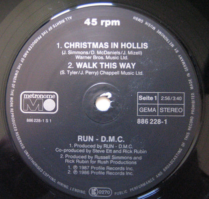 Run-D.M.C.* : Christmas In Hollis (12", Maxi)