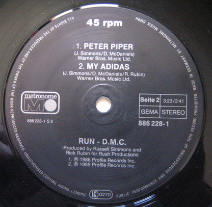 Run-D.M.C.* : Christmas In Hollis (12", Maxi)