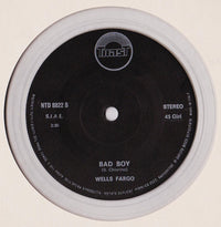 Wells Fargo (3) : Pictured (7", Cle)