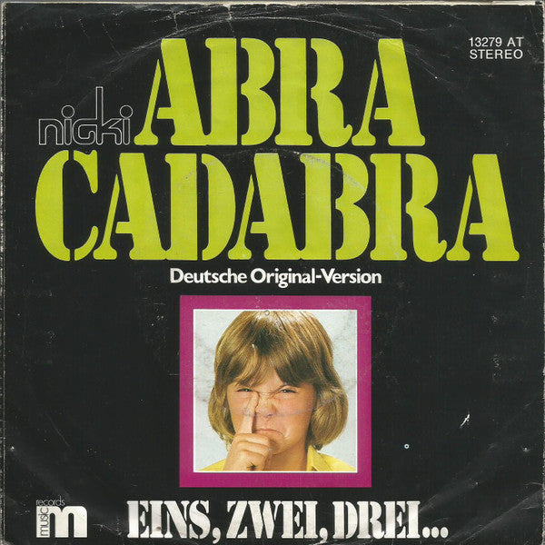 Nicki (8) : Abra-Cadabra (7", Single)