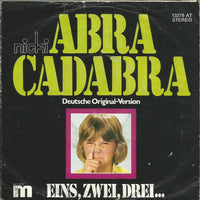 Nicki (8) : Abra-Cadabra (7", Single)