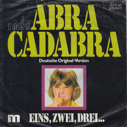 Nicki (8) : Abra-Cadabra (7", Single)