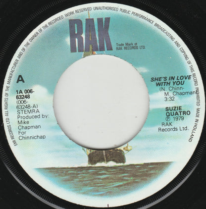 Suzi Quatro : She's In Love With You (7", Single)