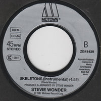 Stevie Wonder : Skeletons (7", Single)