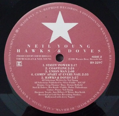 Neil Young : Hawks & Doves (LP, Album, Los)