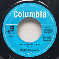 Birgit Rüssmann* : Moderne Märchen / Ich Habe Meine Kinderschuh' Begraben (7", Single)