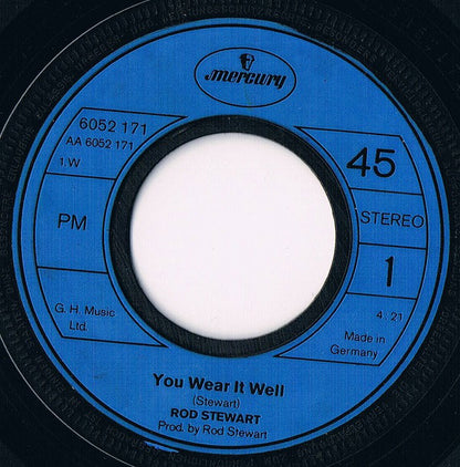 Rod Stewart : You Wear It Well (7", Single)