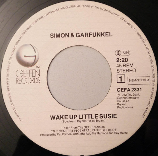 Simon & Garfunkel : Wake Up Little Susie (7", Single)