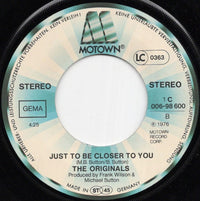 The Originals : Down To Love Town (7", Single)