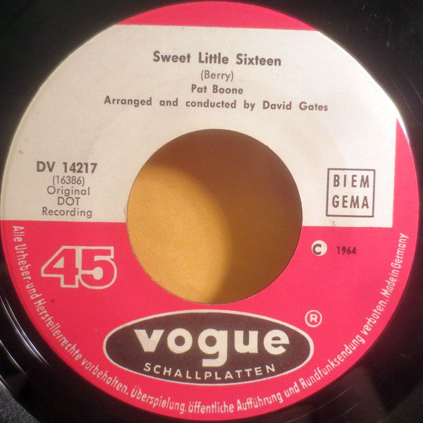 Pat Boone : Sweet Little Sixteen / Way Down Yonder In New Orleans (7", Single)
