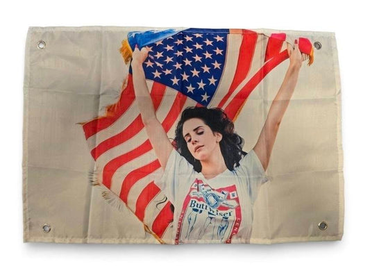 Lana Del Rey Wandvlag – 60 x 40 cm