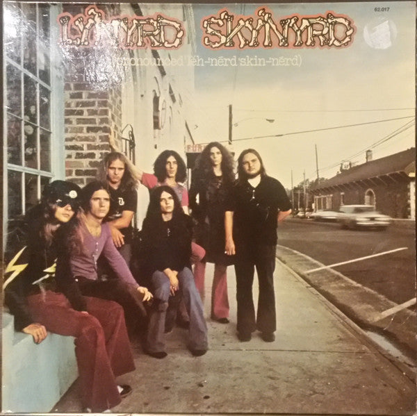 Lynyrd Skynyrd : (Pronounced 'Lĕh-'nérd 'Skin-'nérd) (LP, Album, Gat)