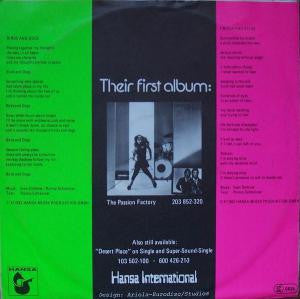 Twins* : Birds And Dogs / I'm Staying Alive (7", Single)