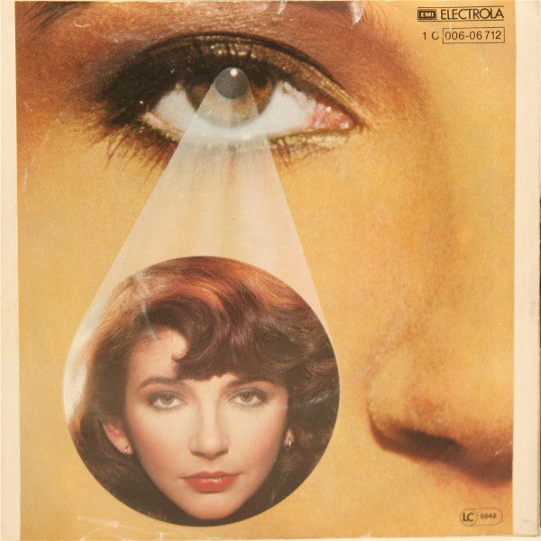 Kate Bush : The Man With The Child In His Eyes (7", Single)