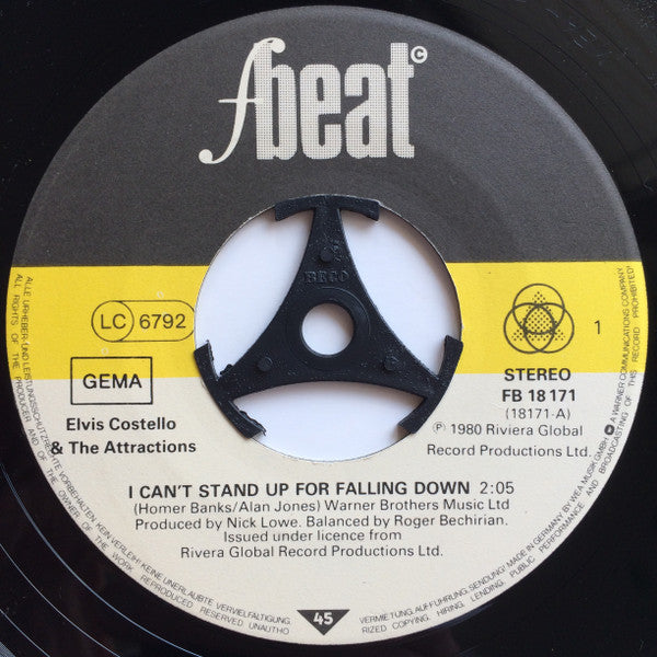 Elvis Costello & The Attractions : I Can't Stand Up For Falling Down (7", Single)