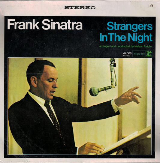 Frank Sinatra : Strangers In The Night (LP, Album, RE, RP)