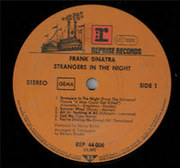 Frank Sinatra : Strangers In The Night (LP, Album, RE, RP)