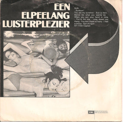 Sun (7) : Sun Is Here (7", Single)