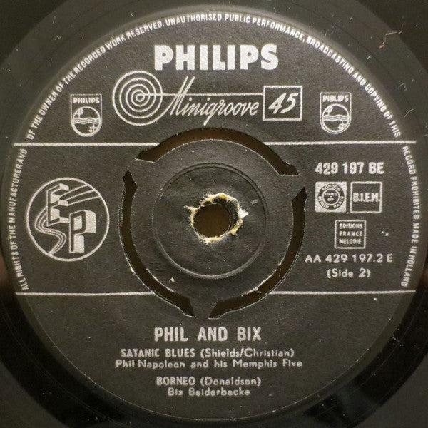 Phil Napoleon And His Memphis Five / Bix Beiderbecke : Phil And Bix (7", EP)