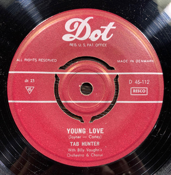Tab Hunter With Billy Vaughn And His Orchestra & The Billy Vaughn Singers : Young Love (7", Single)