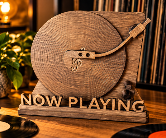 LUXE 3D Retro ''Now Playing'' Standaard van Hout.