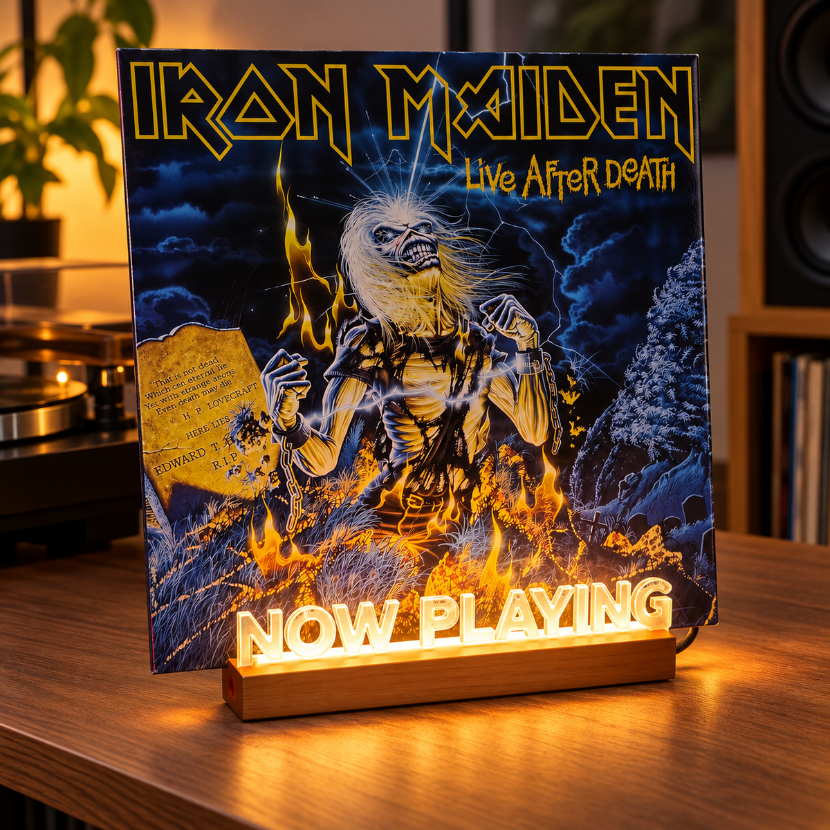 NOW PLAYING LED Vinyl Display – Houten LP Standaard met Verlichting!