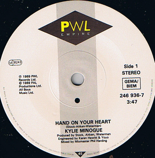Kylie Minogue : Hand On Your Heart (7", Single)