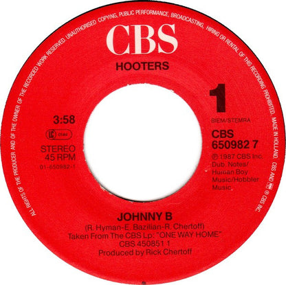 Hooters* : Johnny B (7", Single)